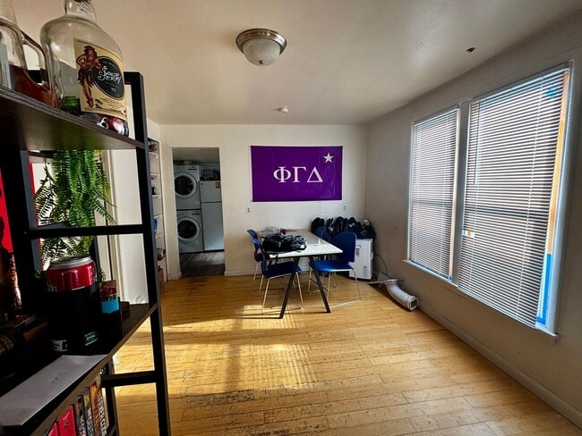 Photo - 312 S Asbury St