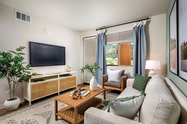 Photo - Vasari at Ventana