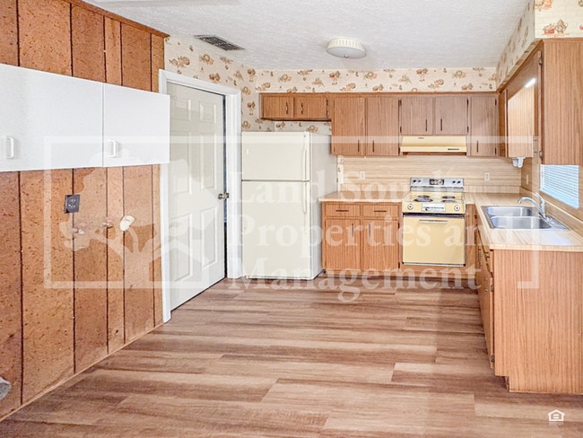 708 Boyd Ct