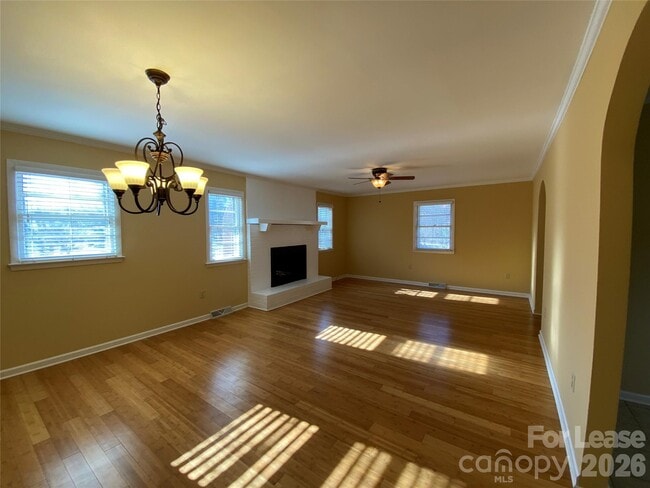 Photo - 203 Ratchford Farm Rd