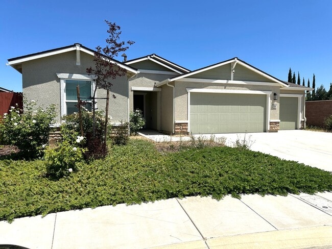 Photo - Beautiful Single Story Home Ready To Be Called Home!