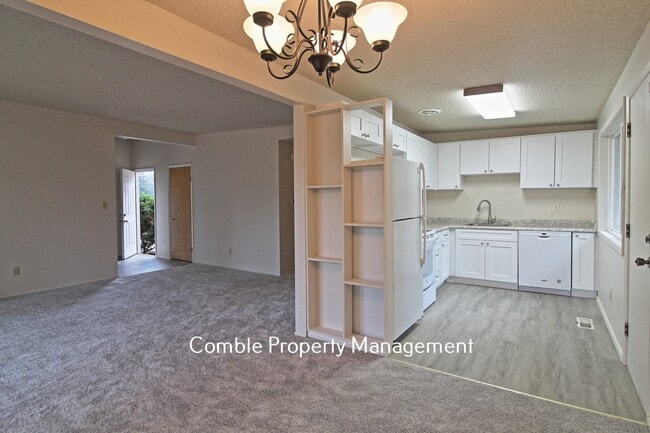 Photo - 426 164th Ave NE