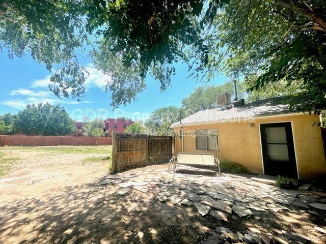 Building Photo - 2530 Veranda Rd NW Unit C