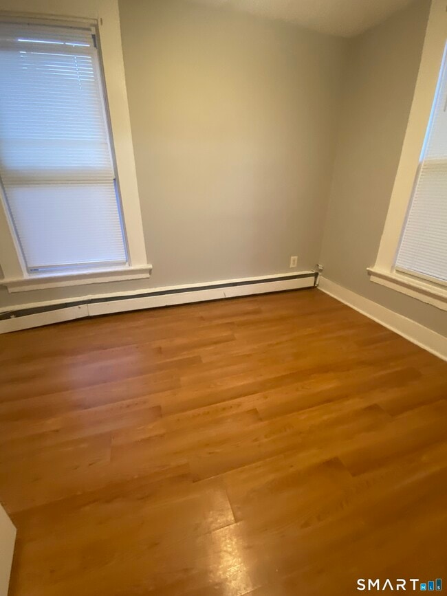 57 Stevens St Unit SECOND FLOOR