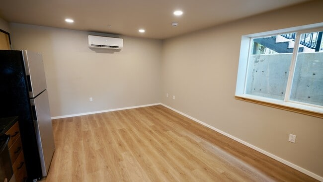 Photo - Baker Street Lofts Unit 105