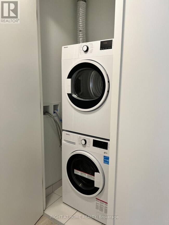 Photo - 634 Church St Unit 1101