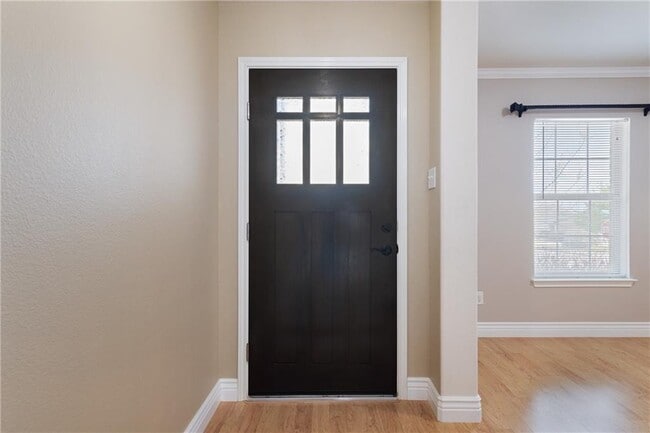 Photo - 3800 Vonnegut Ct