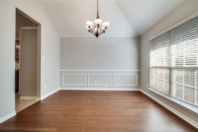 Photo - 1845 Avonlea Dr