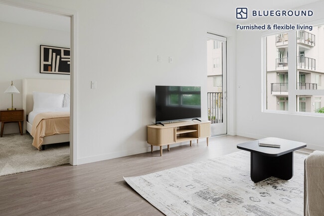 Photo - 3301 Innovation Wy Unidad SI FL2-ID2081