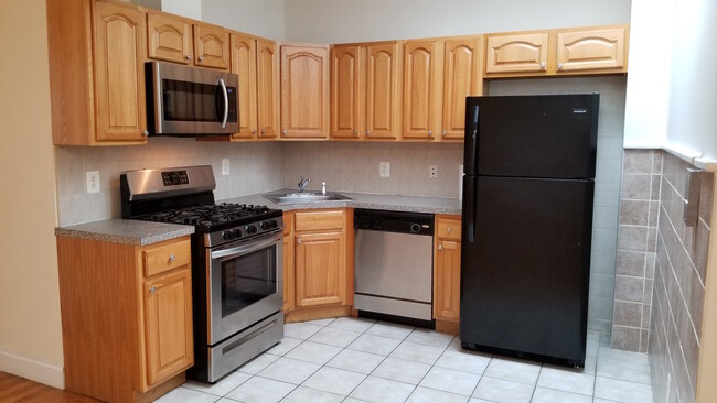 Building Photo - 514 25th St Unit 206 Rental