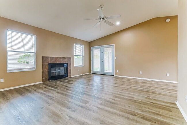 Photo - 4012 E Covina St