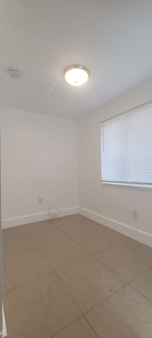 Photo - 1114-1116 SW 12th Avenue Unit B