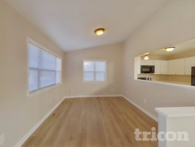 Photo - 5820 Leatherwood Ln