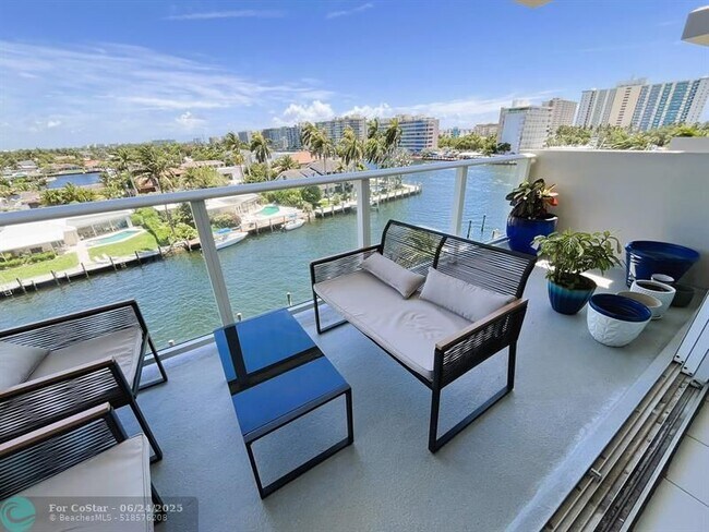 Photo - 140 NE 28th Ave Condo Unit 607