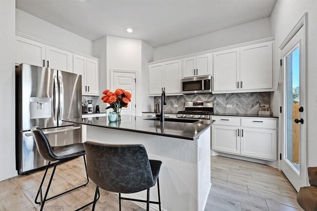 Photo - 13004 Bloomington Dr