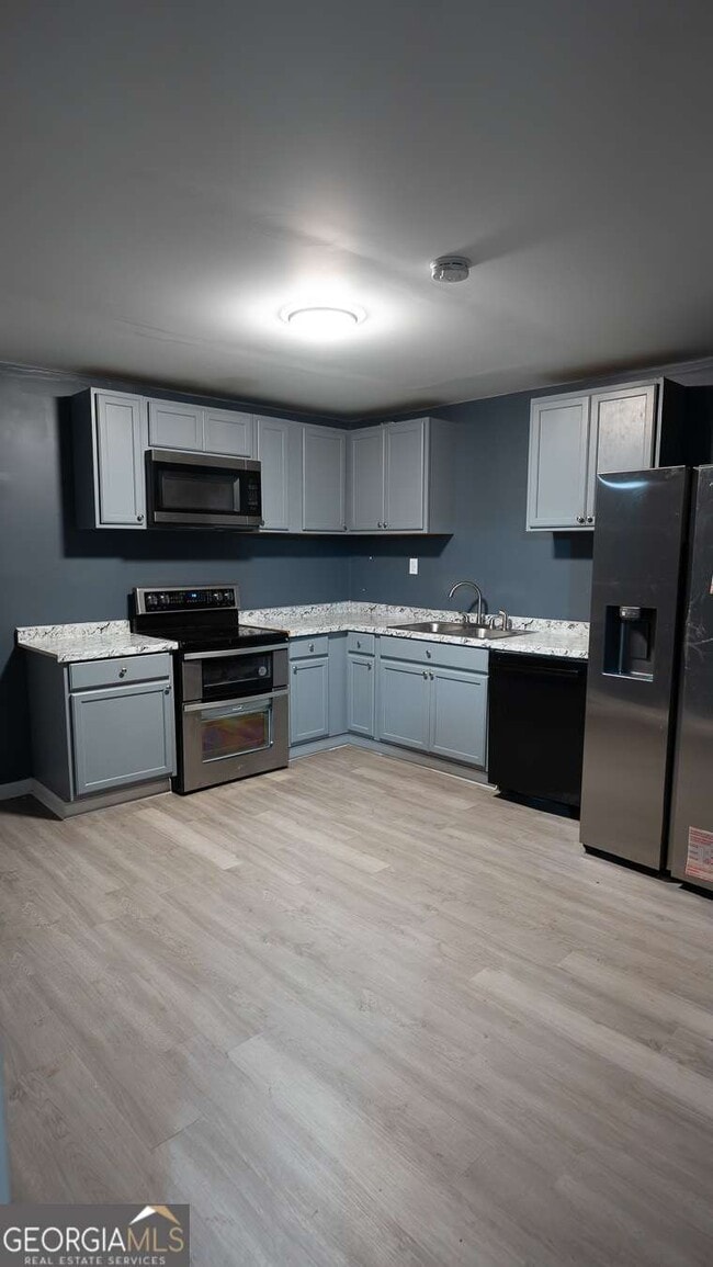 Photo - 3171 Redwood Run