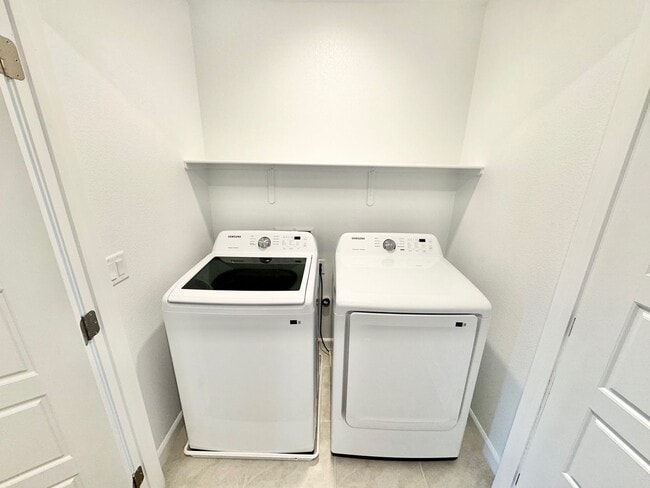 Photo - NEW, NEW, NEW! BEAUTIFUL 2 STORY HOME WITH 3 BEDROOM IN HENDERSON