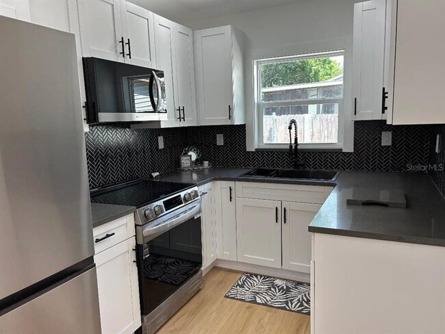 Photo - 4611 W McElroy Ave