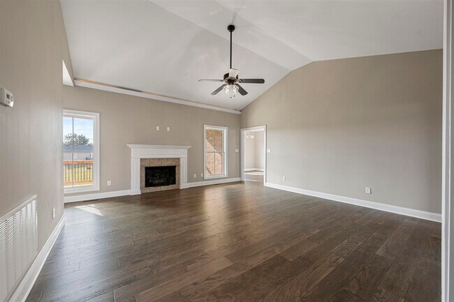 Photo - 457 Adalynn Cir