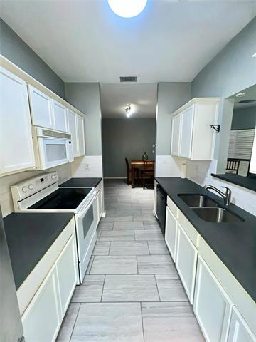 Photo - 3500 E Park Blvd Unit 303