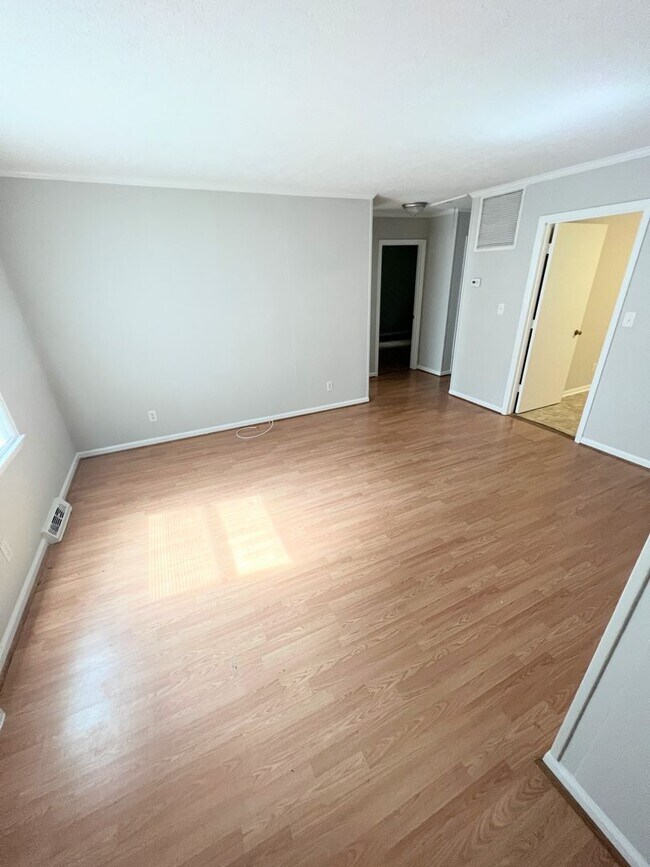 1039 Oakmont Cir Unit 1039 A