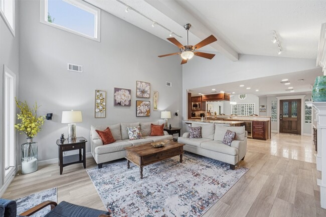 Photo - 4600 Huisache St