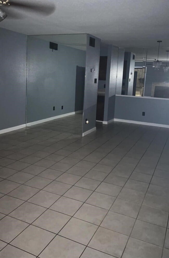 Photo - 9700 Leawood Blvd Unit 1413