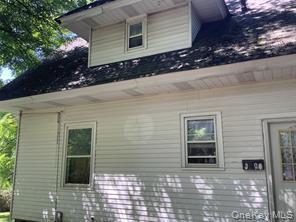 Photo - 326 N Main St