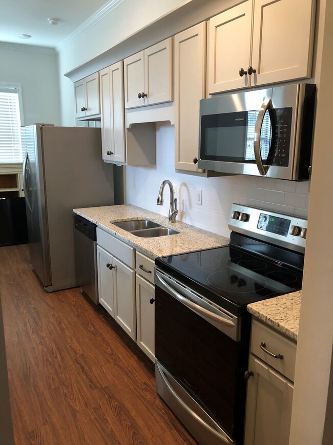 Photo - 1570 4th Ave E Unidad 1570 4th Ave E #10