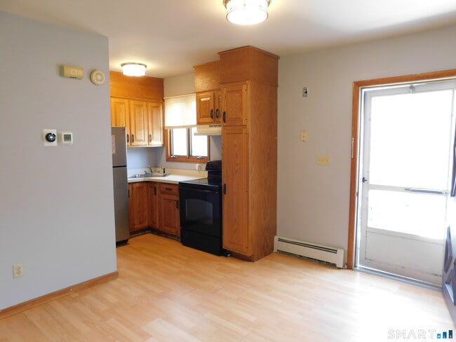 Photo - 4754 Madison Ave