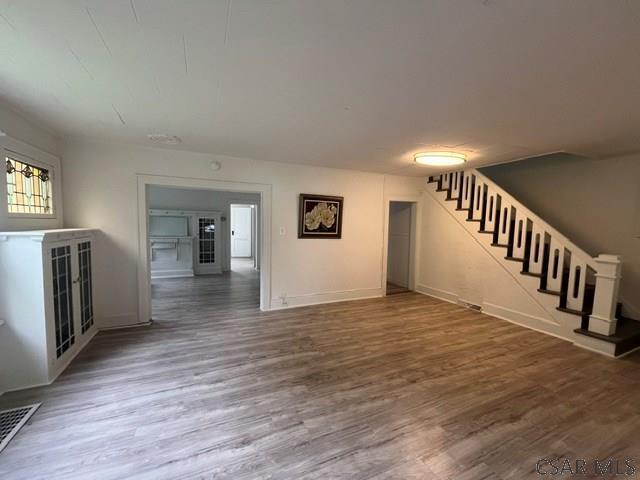 Photo - 129 J St