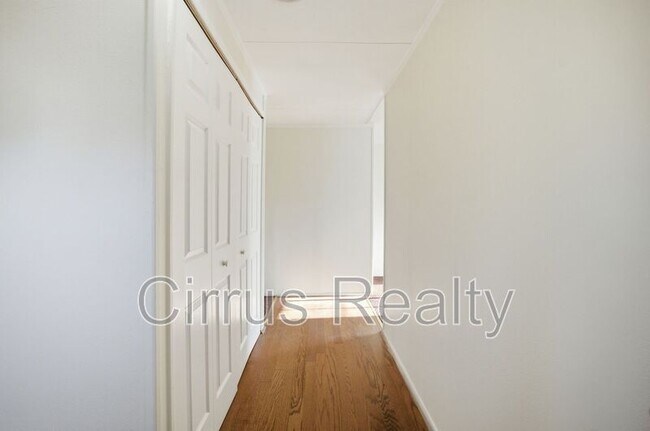 Photo - 1924 Zinzer Rd