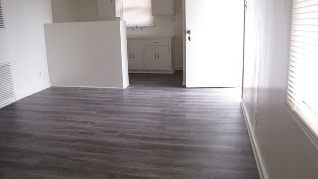 Photo - 105 Brighton Way Unidad 105 1/2 Brighton Way