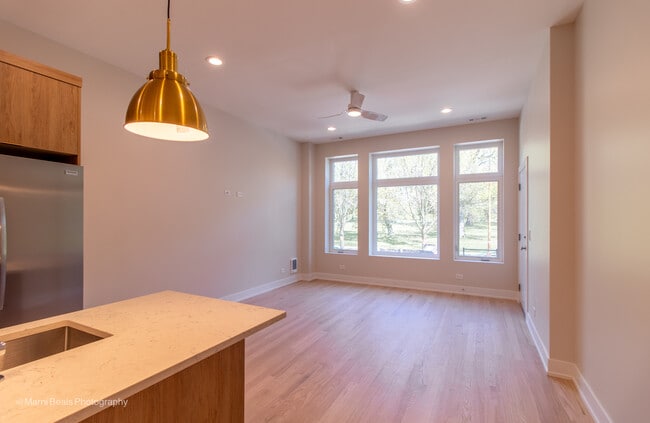 Photo - 507 E 60th St Unit 1