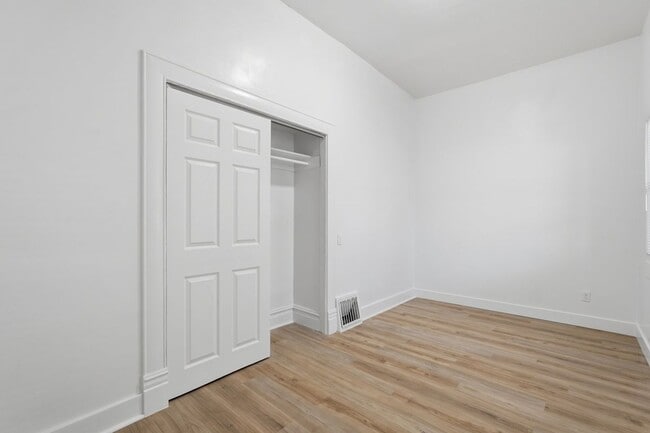 Photo - University of Utah Student Housing Unit 64 S