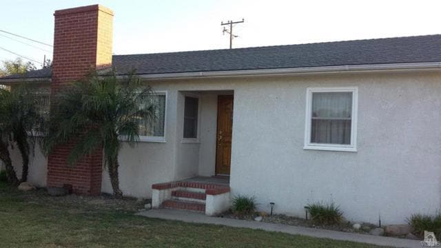 Building Photo - 250 Lucada St