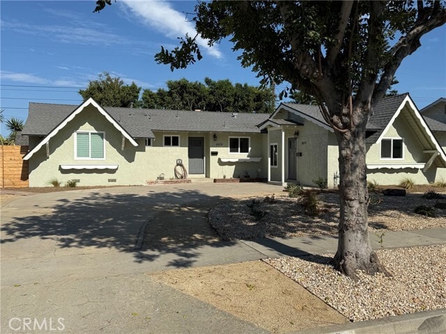 10170 Fern Ave