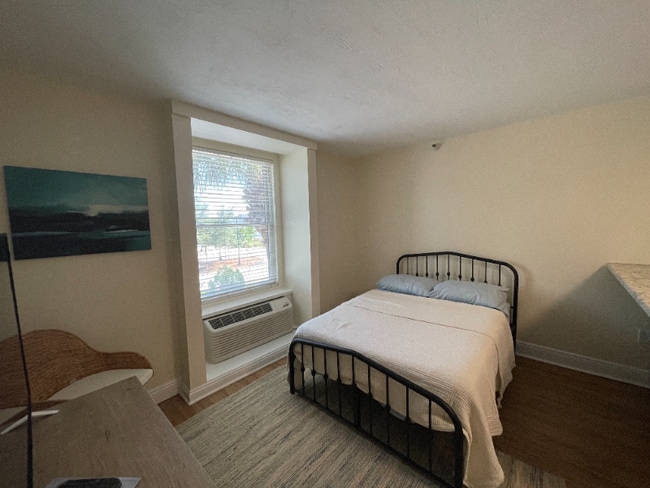 Photo - 224 E Garden St