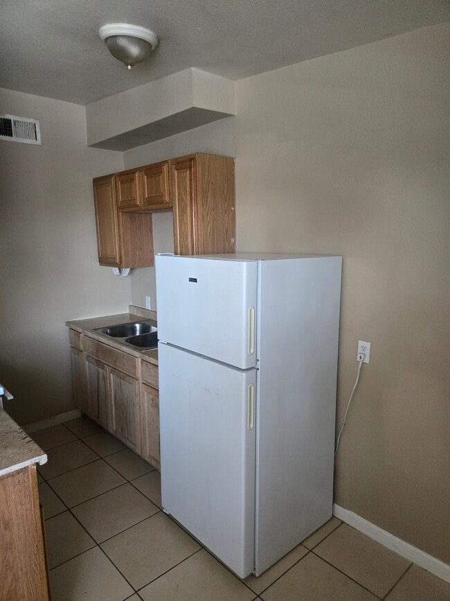 Photo - 741 N 11th St Unidad 3