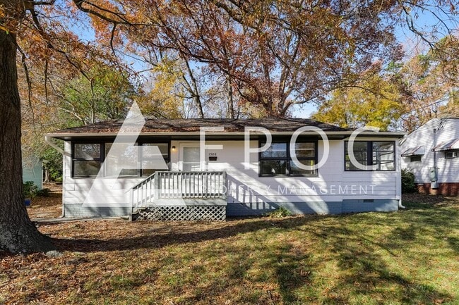 Building Photo - 1508 Willow Rd