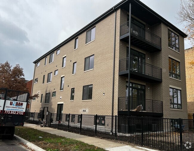 Building Photo - 226 E 48th St Unit 1E Rental