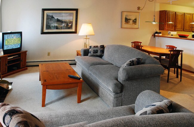 Photo - Walt Pease & Associates Corporate Rentals