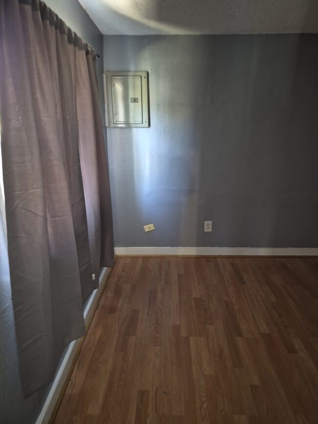 Photo - 6135 Emerald Ave