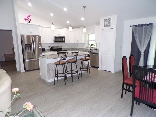 Photo - 334 Millport St NW