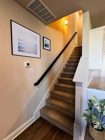 Photo - 1909 Ethereal Ln