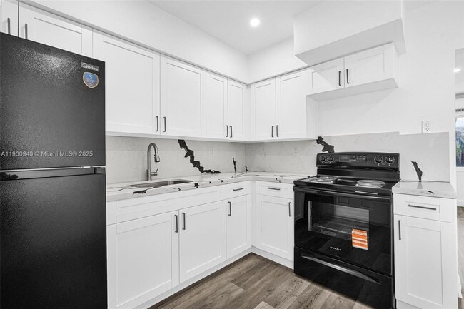 Photo - 2212 Roosevelt St Unidad 1