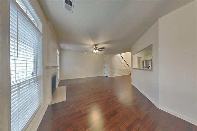 Photo - 3070 Serenade Ct