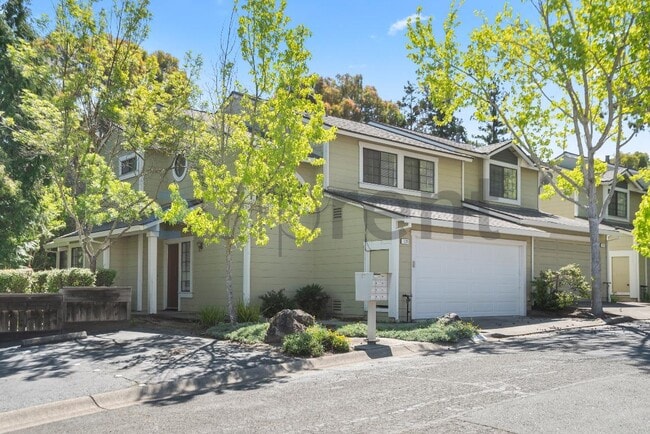 Photo - 1225 Oak Hill Ct