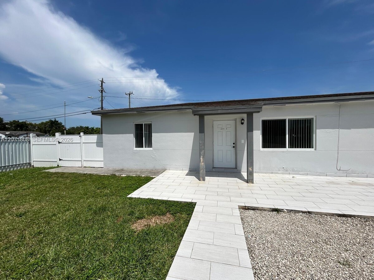 Photo - 821 NW 1st Ave Unidad B