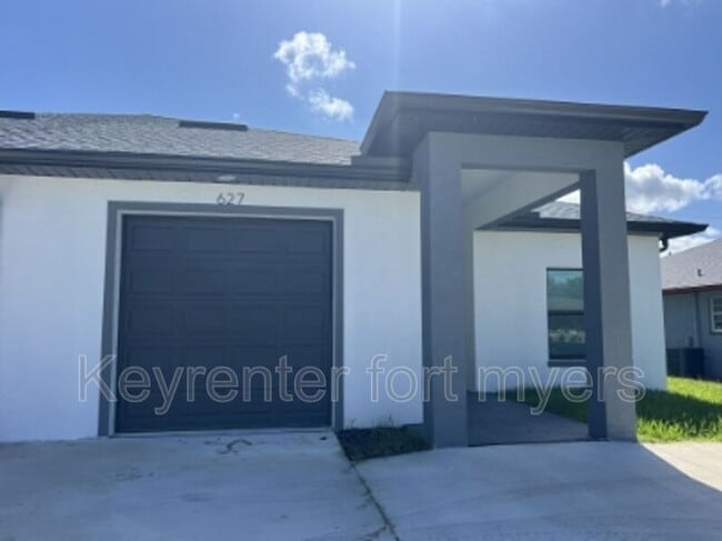 Building Photo - 625 SE 13th Pl Rental